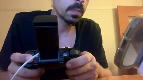 Snapshot of red_room420 chatting on July 18, 2026, 3:27 pm red_room420 online show from July 18, 2026, 3:27 pm