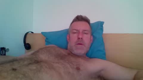 Snapshot of redandbluecloud chatting on February 23, 2026, 6:22 am Red online show from February 23, 2026, 6:22 am