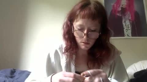 redcassie666 online show from April 28, 2026, 10:31 am