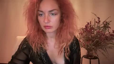 reddgirll online show from October 15, 2025, 9:04 pm