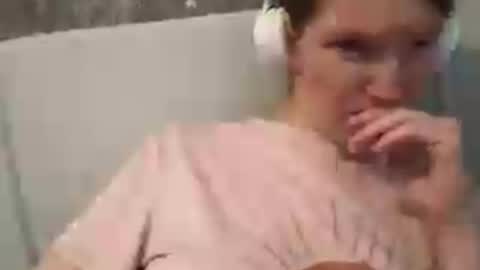 Snapshot of redfoxofficial chatting on July 5, 2026, 12:56 pm Redfox online show from July 5, 2026, 12:56 pm