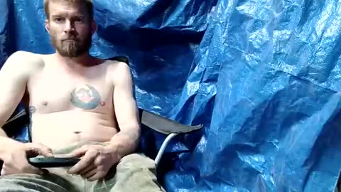 Snapshot of redheadlover828 chatting on January 9, 2025, 7:42 am Kevin online show from January 9, 2025, 7:42 am
