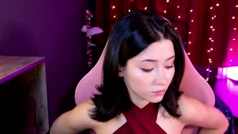 Snapshot of redmidnight_ chatting on May 22, 2026, 8:58 pm Kiara online show from May 22, 2026, 8:58 pm