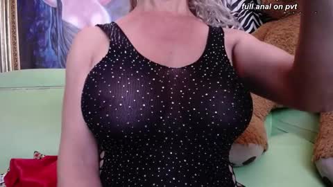 MIA online show from October 4, 2025, 4:16 pm