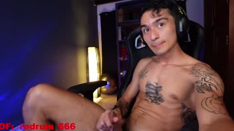 Snapshot of redrum_696 chatting on January 10, 2025, 3:18 am Red online show from January 10, 2025, 3:18 am