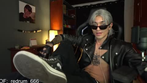 Snapshot of redrum_696 chatting on February 4, 2025, 6:49 pm Red online show from February 4, 2025, 6:49 pm