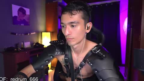 Snapshot of redrum_696 chatting on March 11, 2025, 5:02 pm Red online show from March 11, 2025, 5:02 pm