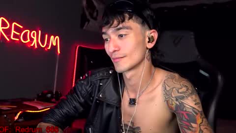 Snapshot of redrum_696 chatting on September 23, 2025, 5:38 pm Red online show from September 23, 2025, 5:38 pm