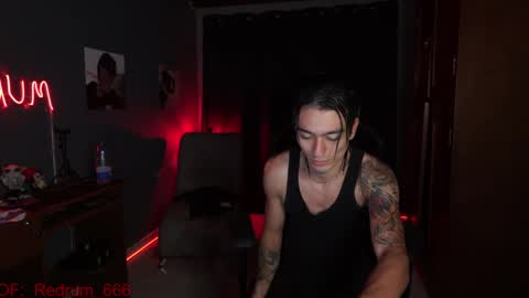 Red online show from March 30, 2026, 6:42 pm