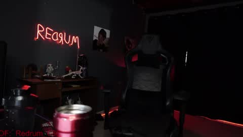 Snapshot of redrum_696 chatting on April 24, 2026, 1:57 pm Red online show from April 24, 2026, 1:57 pm