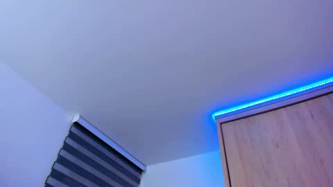 redski77 online show from January 2, 2025, 11:20 am