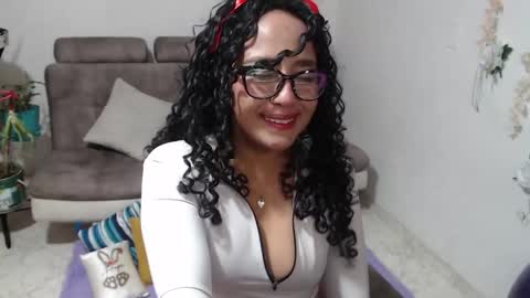 Snapshot of redvelvet_25 chatting on March 2, 2026, 9:49 am Velvet online show from March 2, 2026, 9:49 am