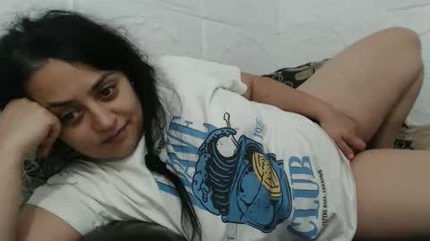 Snapshot of reeapassion chatting on December 2, 2024, 7:27 pm Reea online show from December 2, 2024, 7:27 pm
