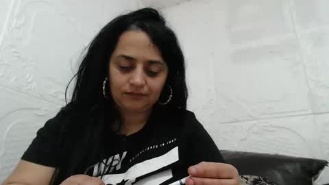 Snapshot of reeapassion chatting on February 23, 2025, 12:41 am Reea online show from February 23, 2025, 12:41 am