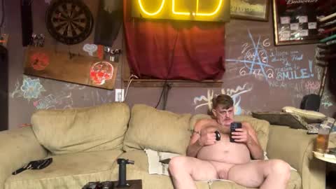Snapshot of reeferleefer chatting on May 26, 2026, 2:07 am Lee online show from May 26, 2026, 2:07 am