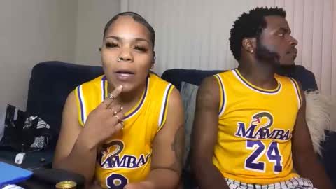 Snapshot of reekanddes chatting on November 15, 2025, 5:16 am reekanddes online show from November 15, 2025, 5:16 am