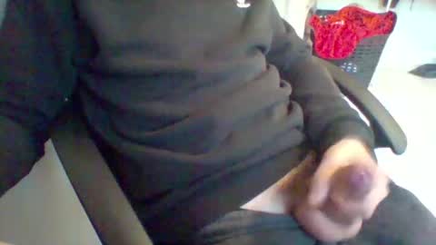 refar12 online show from October 8, 2025, 4:37 pm