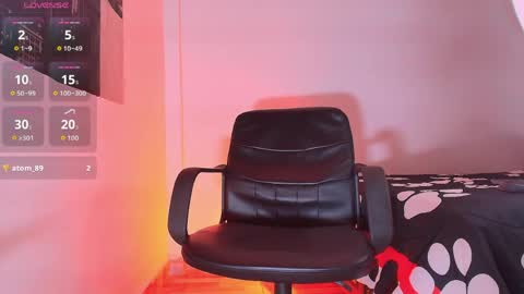 Snapshot of regan_01 chatting on May 28, 2026, 7:00 pm Regan online show from May 28, 2026, 7:00 pm