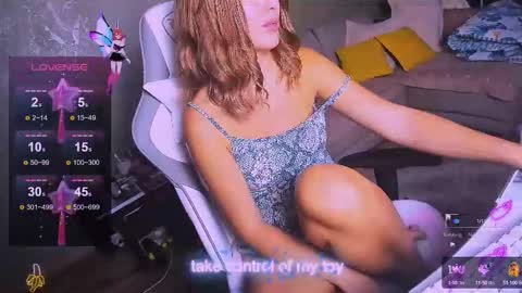 reggieMeow online show from October 13, 2025, 11:16 pm