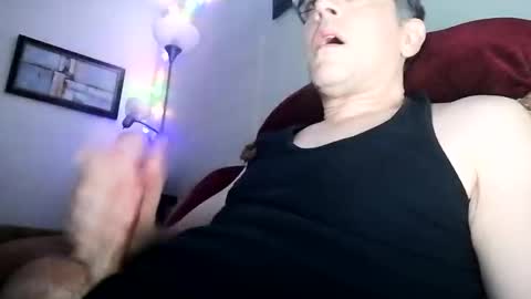 regularguy20 online show from January 14, 2026, 8:09 am