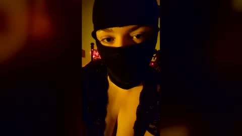 reignesombre online show from April 27, 2026, 9:24 pm