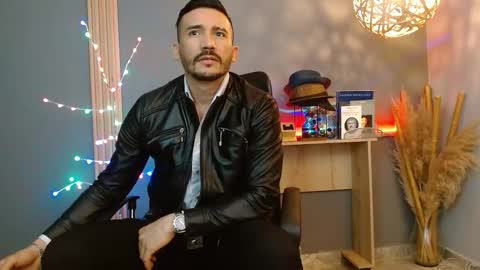   REIKO  online show from March 13, 2026, 3:29 pm