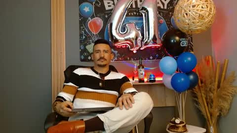   REIKO  online show from April 18, 2026, 7:07 pm