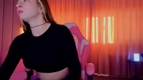 reina cummings online show from November 2, 2025, 7:00 am