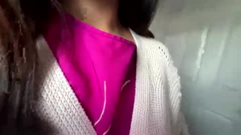 Snapshot of reinaassss chatting on April 16, 2026, 2:29 pm reinaassss online show from April 16, 2026, 2:29 pm