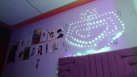 reiv_femboy online show from March 12, 2026, 1:12 am