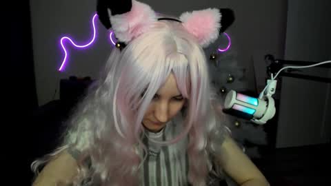 Snapshot of relax_ax chatting on December 11, 2024, 6:52 pm Bridget online show from December 11, 2024, 6:52 pm