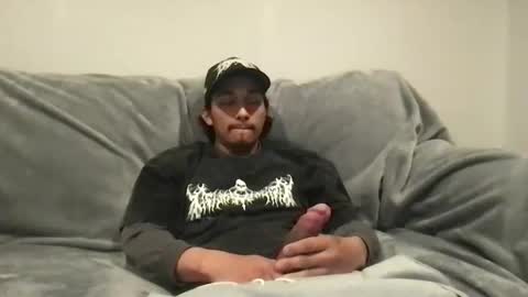 Snapshot of remi_d33 chatting on March 5, 2025, 7:27 am Remi D online show from March 5, 2025, 7:27 am