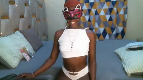 remmyqueen online show from April 17, 2026, 5:10 am