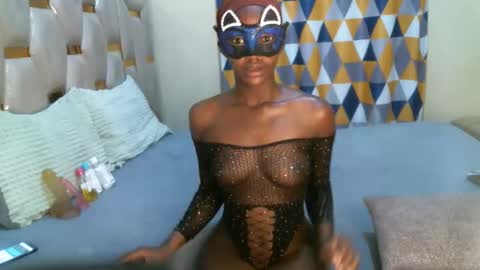 remmyqueen online show from June 3, 2026, 5:10 am