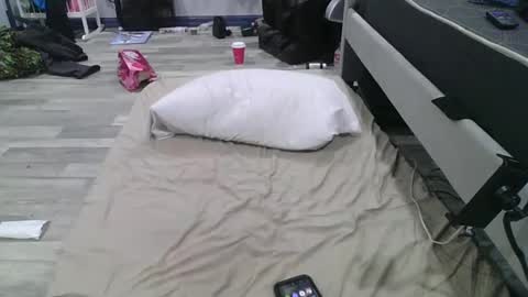 Snapshot of remshotdt chatting on February 23, 2025, 6:07 am remshotdt online show from February 23, 2025, 6:07 am