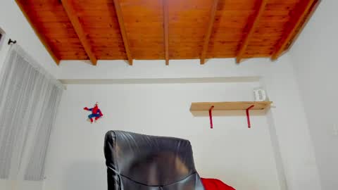 Rmy Steen online show from April 6, 2026, 11:38 pm