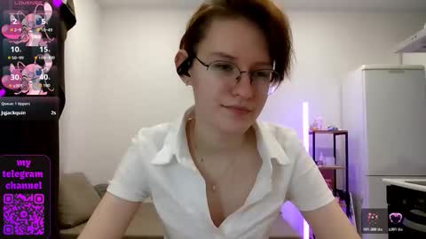 Snapshot of renaeblaski chatting on March 12, 2026, 5:19 pm Claire online show from March 12, 2026, 5:19 pm