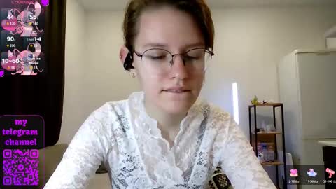 Snapshot of renaeblaski chatting on March 21, 2026, 6:44 pm Claire online show from March 21, 2026, 6:44 pm