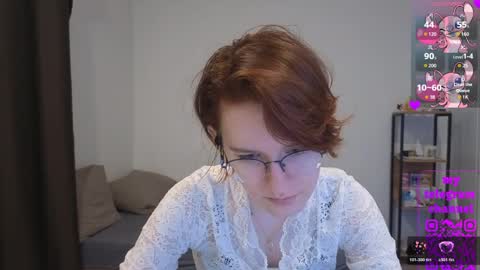 Snapshot of renaeblaski chatting on April 5, 2026, 5:32 pm Claire online show from April 5, 2026, 5:32 pm