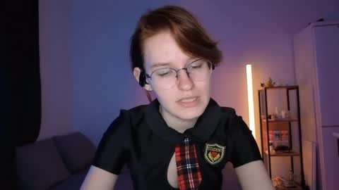 Snapshot of renaeblaski chatting on April 12, 2026, 6:02 pm Claire online show from April 12, 2026, 6:02 pm