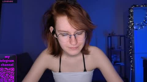 Snapshot of renaeblaski chatting on April 17, 2026, 6:11 pm Claire online show from April 17, 2026, 6:11 pm