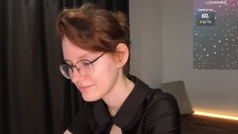 Snapshot of renaeblaski chatting on June 10, 2026, 6:51 pm Claire online show from June 10, 2026, 6:51 pm