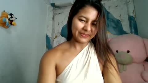Snapshot of renata940434 chatting on July 5, 2026, 4:19 am renata online show from July 5, 2026, 4:19 am