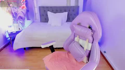 RENATA online show from March 4, 2025, 12:01 pm