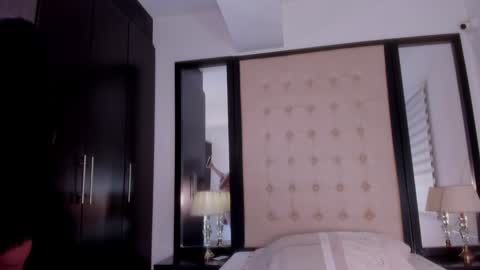 Renata. online show from December 11, 2024, 11:00 pm