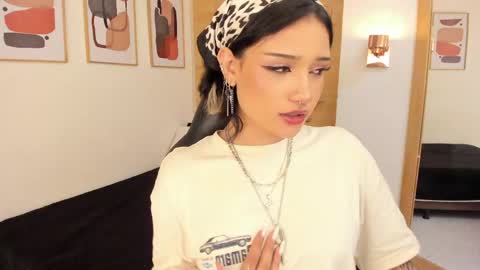 Snapshot of renee_shelby_ chatting on May 22, 2026, 9:42 pm Renee Shelby online show from May 22, 2026, 9:42 pm