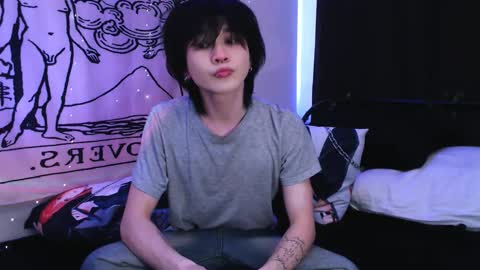 rennuts online show from February 26, 2025, 1:08 pm