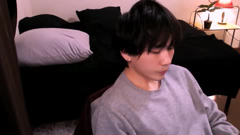 rennuts online show from November 28, 2025, 3:04 pm