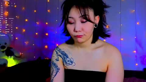 renochka online show from March 6, 2025, 2:29 pm