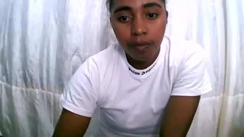 Snapshot of rephaleta chatting on May 19, 2026, 10:43 am Rephaleta online show from May 19, 2026, 10:43 am